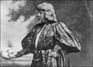 Be', senza il teschio, magari - ma ci siamo capiti.